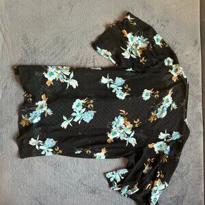 Andree by Unit Women’s Black Floral Kimono Size L Boho Lightweight Layer Flowy
